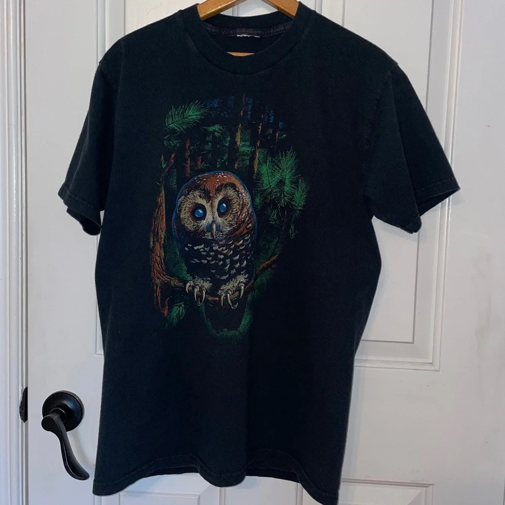 Graphic T-Shirt – Owl in Pine Tree – Faded Black – Men’s Small (No Tag) - Picture 2 of 9